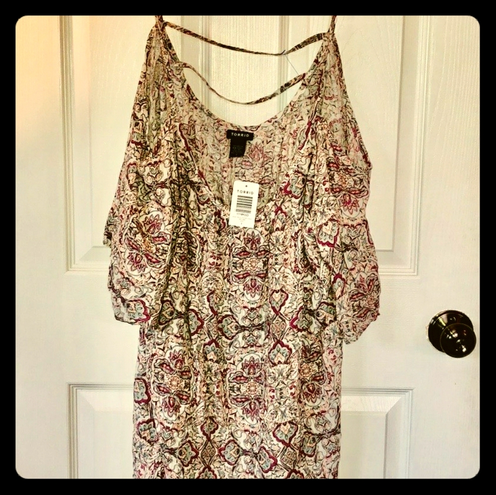 NWT Torrid ladies blouse